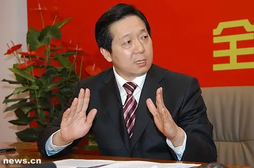 图为河南信阳市长郭瑞民做客新华网 新华网 张泳摄