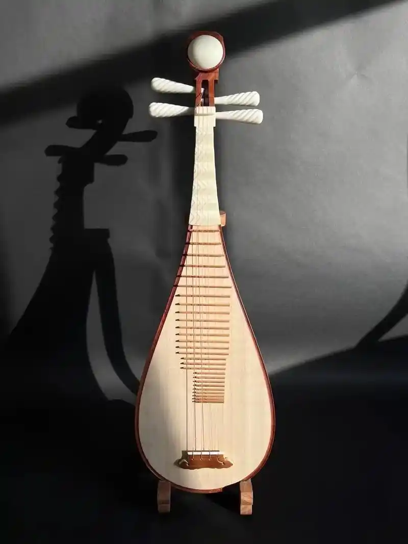 专业奥氏黄檀木琵琶乐器 白色素雅骨轴与相,清新脱俗78# - 抖音