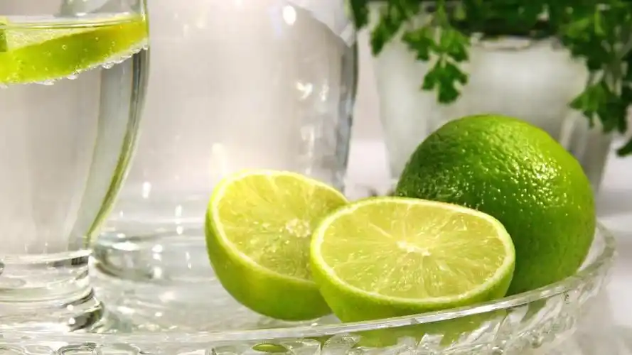 青柠清爽简约小清新写真,高清壁纸图片,水果蔬菜-回车桌面