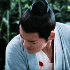 受伤gif古装gif影视gif吐口水gif