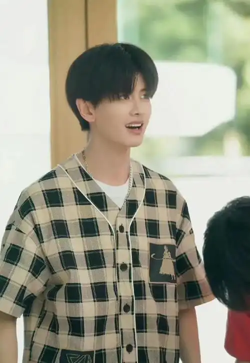 任嘉伦《烈焰》开播,国超,你又帅回来啦|李沁|杨紫|谭松韵|实力派演员