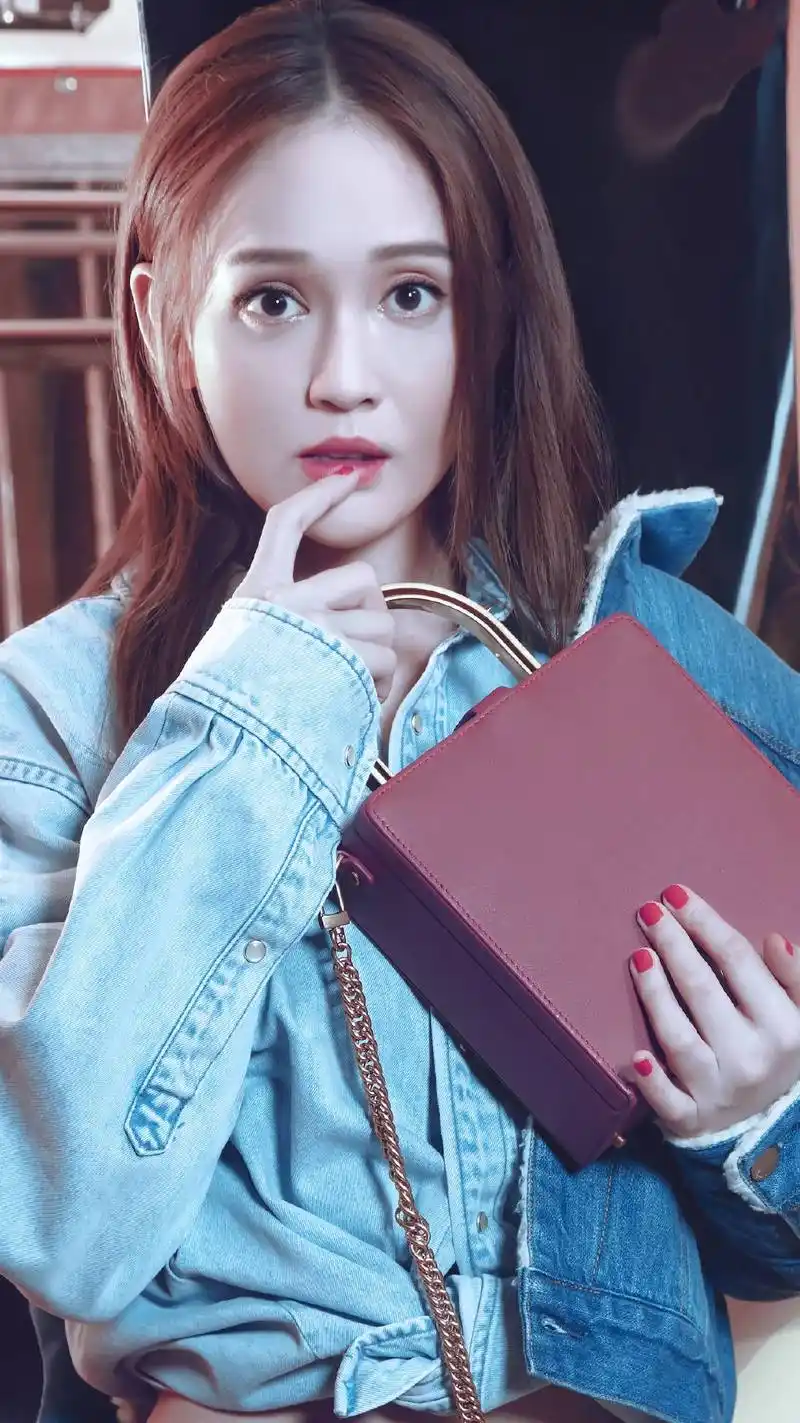 陈乔恩 cr可爱没边儿