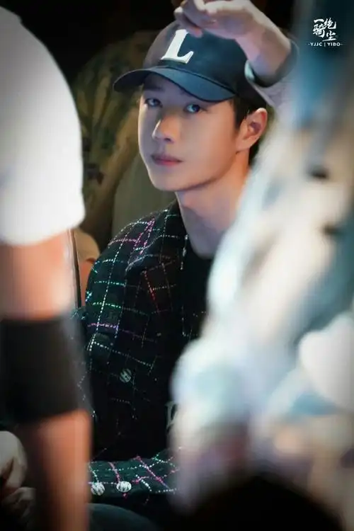 王一博看到热烈街舞的反应