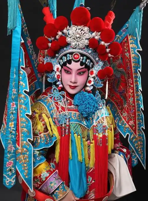 穆桂英挂帅京剧剪纸版