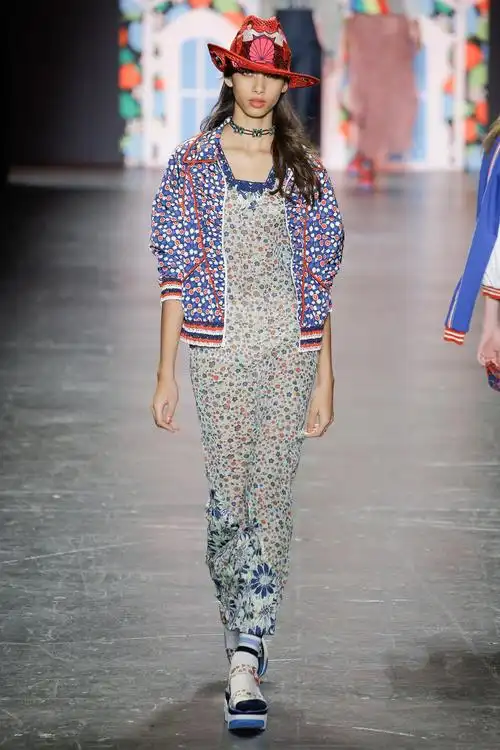 anna sui 2017春夏纽约时装发布会