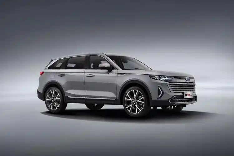 家庭用车大空间高舒适是关键 一汽奔腾t99提升品质出行- 买车网