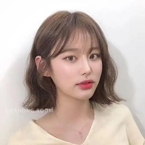 快get!5款适用于扁头女生的发型,拯救塌陷头型,矫正内缩下巴