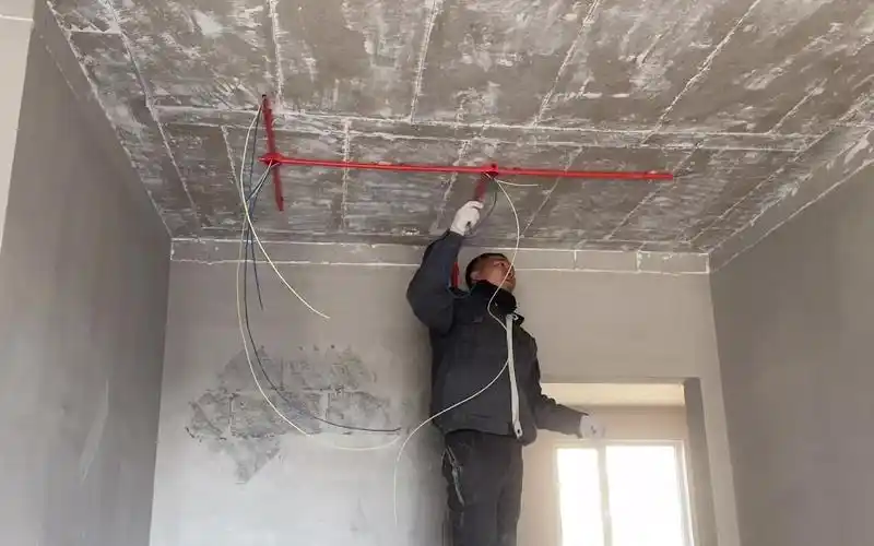 室内吊顶怎么预留射灯线?没有零线如何解决?