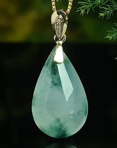亿珍阁 18k金镶a货冰种飘花水滴翡翠吊坠附证书