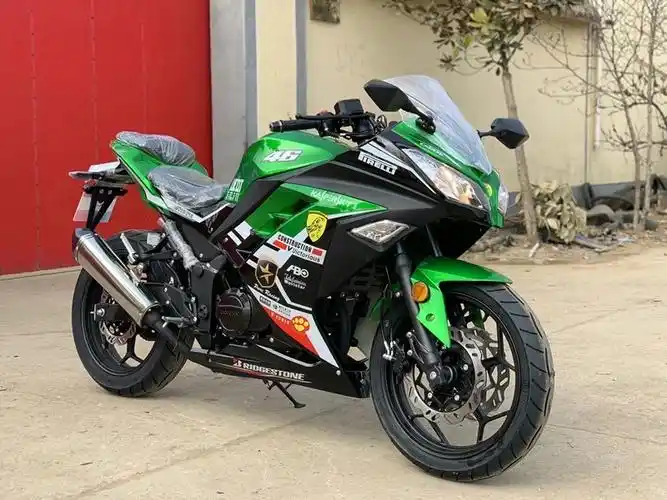 川崎小忍者水冷400cc电喷摩托车跑车地平线双缸趴赛重机车可上牌