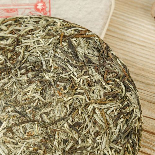 白毫银针茶饼白茶饼高山2021头春新茶礼盒装300克白毫银针