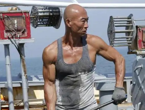 演员江水近照,演《亮剑》成经典,实力不输王宝强却同行不同命