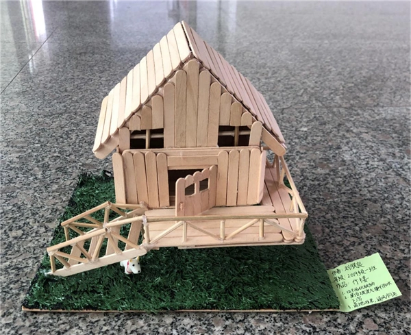 西双版纳竹楼,通风透气.