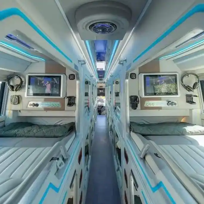 韩国起亚卧铺大巴车# 世界五百强#起亚 - 抖音