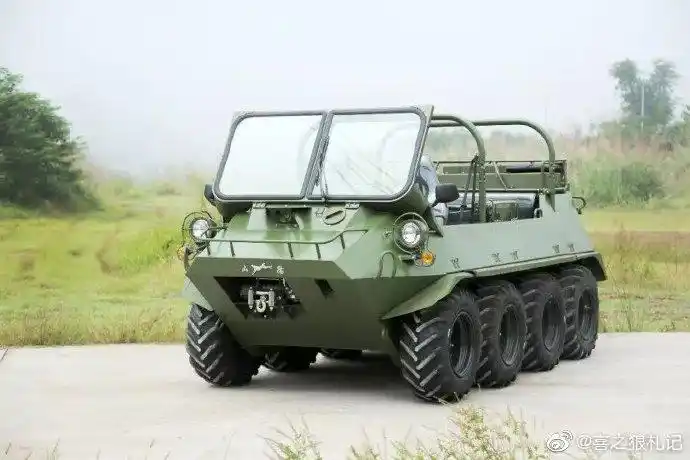山猫全地形车,8×8后置动力装备于边防和空. 来自喜之狼札记 - 微博