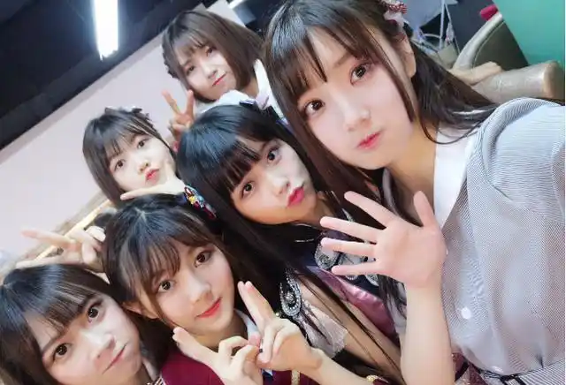 女团成员互殴咬脸扇耳光,堪称现实版宫心计|snh48