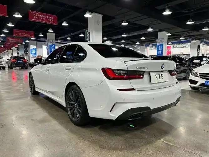 乌鲁木齐二手车宝马325i运动耀夜_宝马3系社区_易车社区