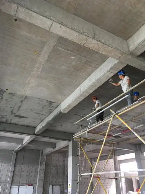 b馆地下室顶棚批灰.