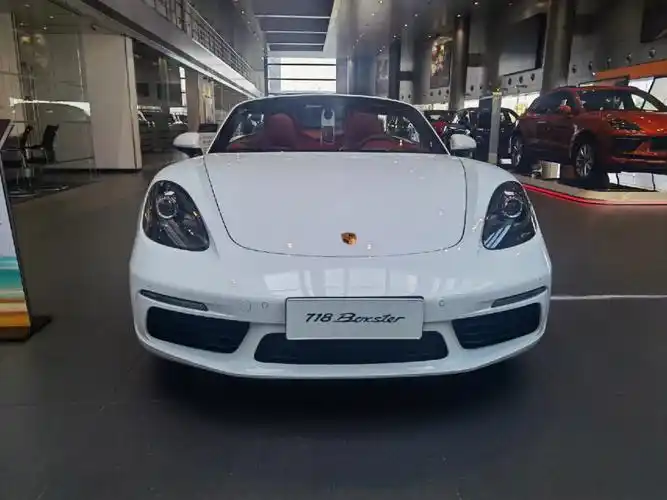 718boxster白色现车