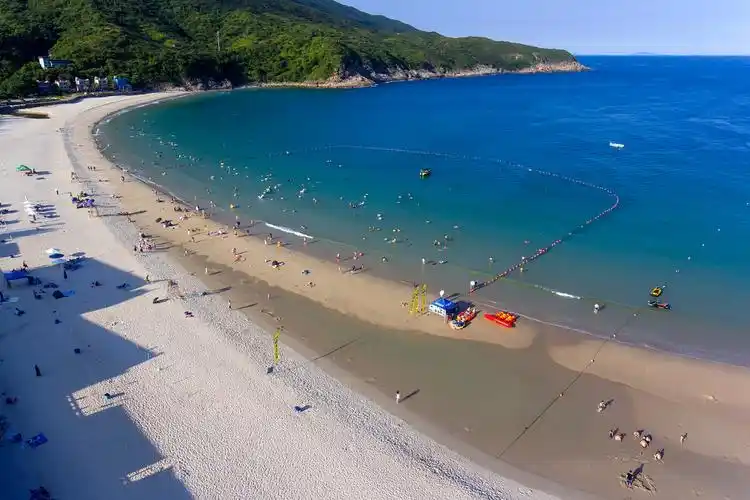 《深圳东涌海滨浴场》