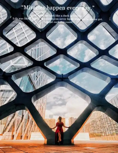 深圳小众旅游打卡拍照春茧体育馆