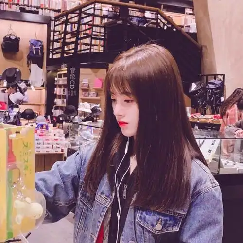 三十一自截头像【禁二改二传】图源微博:鞠婧祎