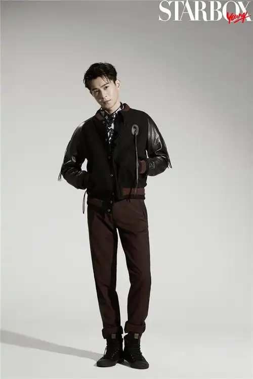 乔振宇秋冬写真大片曝光 沉稳自在演绎成熟风度