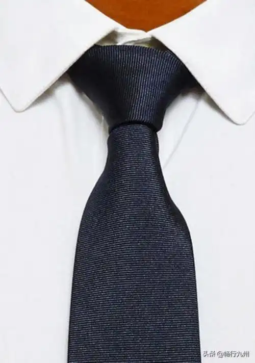 正装三角领带打法图解绅士常见的十种领带打法