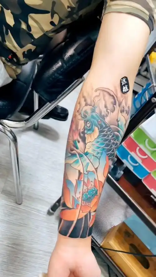 小臂鲤鱼纹身#招财锦鲤纹身#鹅湖纹身店#无锡荡口古镇纹身店几点钟