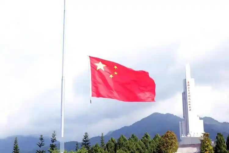 "海南第一面五星红旗升起的地方"党史学习教育研学之旅_红色