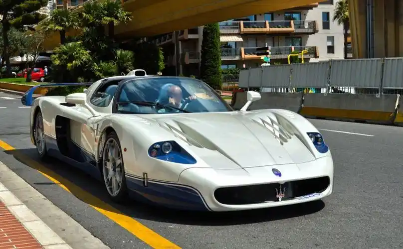 最贵玛莎拉蒂,价值1900万maserati mc12