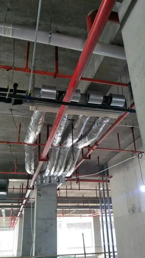 安装空调出风管道