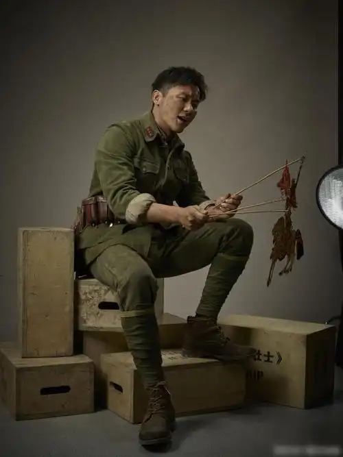 李晨为《八佰》一个镜头拍摄8小时