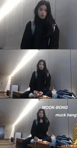 李妍贤在首尔就读国际学校,身边大部份好友都是来自各国的千金小姐.