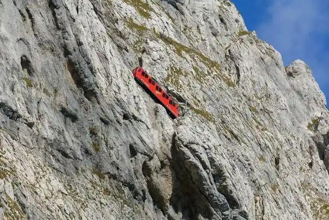 世界上最危险的火车,时速7公里,我不信你敢坐!