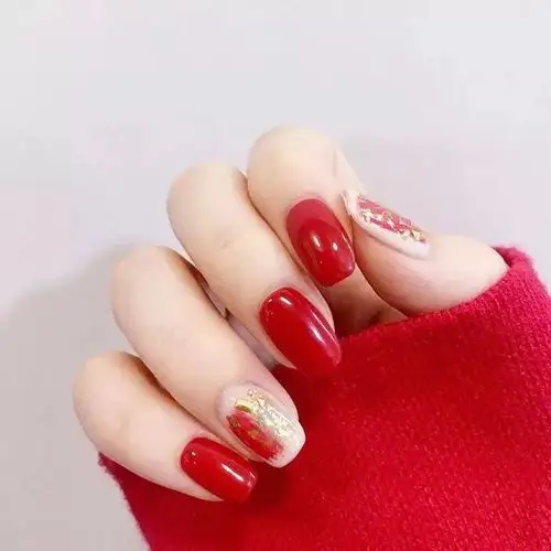 有一种优雅叫红色晕染美甲,这才是秋天美甲该有的模样!