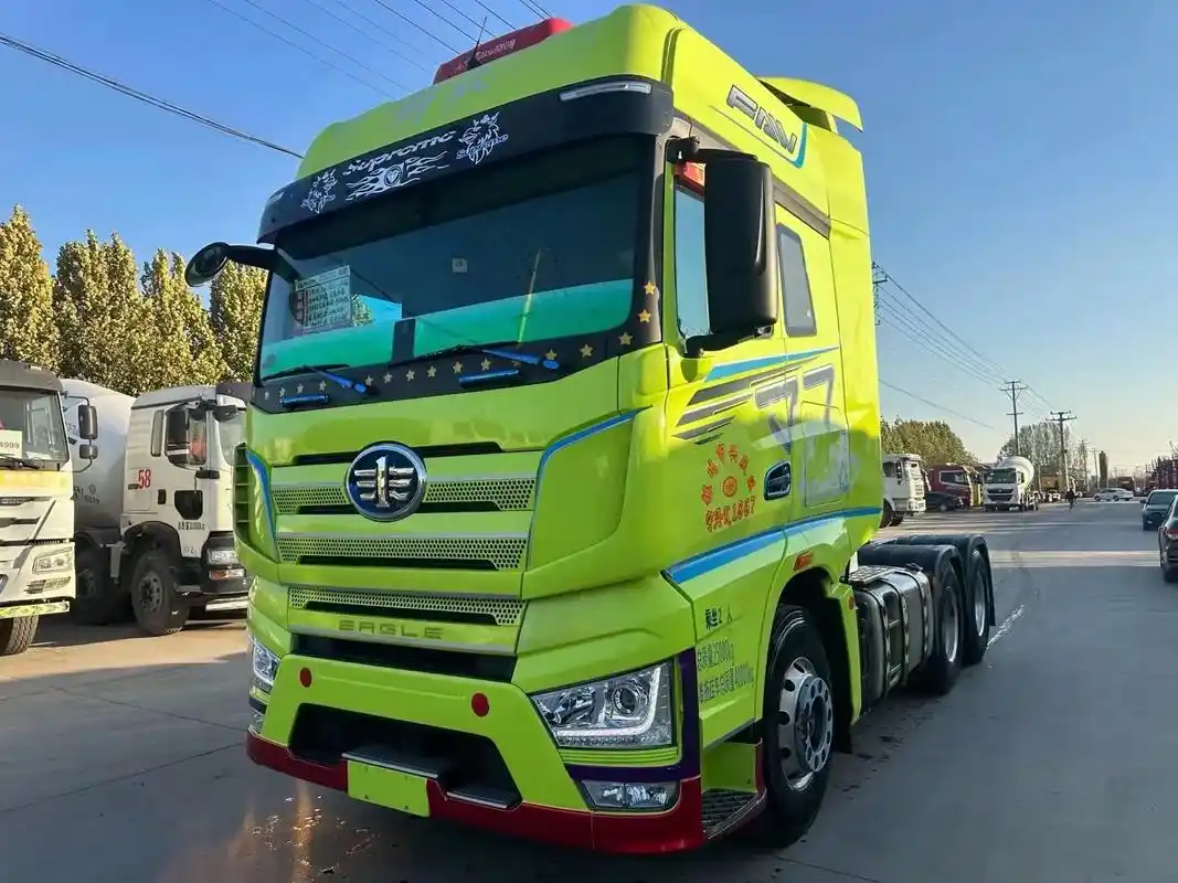 极品解放j7,嫩芽绿颜色,国六560马力