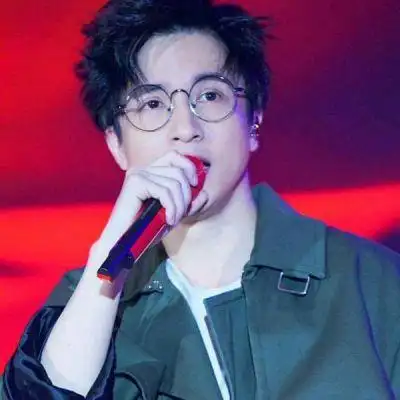 薛之谦我喜欢你靠近左肩来自心脏79_男生头像_我要个性网