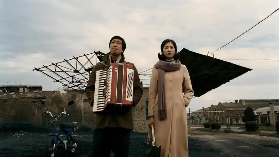 《钢的琴》:一个时代的缅怀与追忆