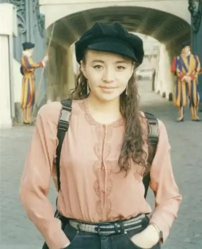 宋丹丹年轻时漂亮性感为何英达最后却选择了丑梁欢