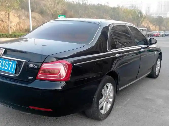 【青岛】2012年1月 荣威 750 s 1.8t 迅雅版政府采购 黑色 手动挡