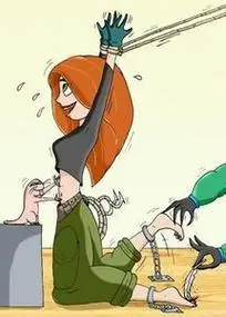 挠美女的脚心简笔画