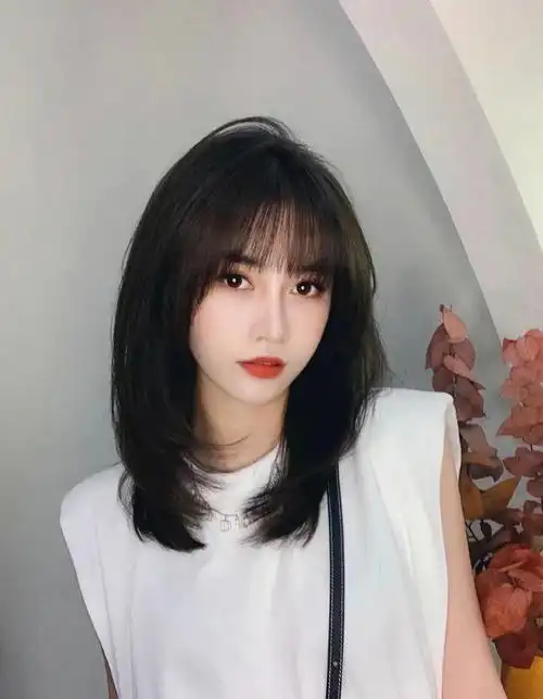 边缘层次锁骨发