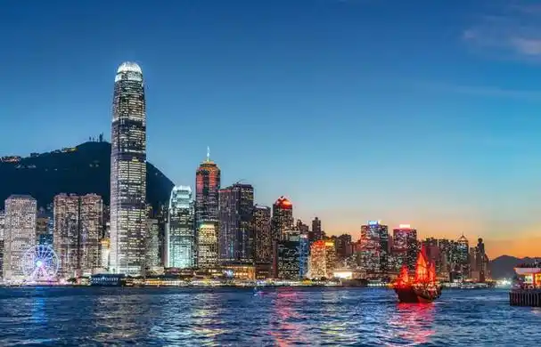 香港这个时候,应该想起这个人