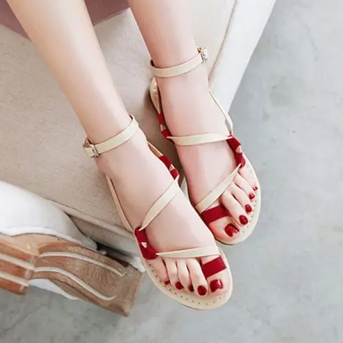 套趾凉鞋女平底鞋休闲罗马鞋撞色淑女学生鞋2019夏季pu凉鞋女大码