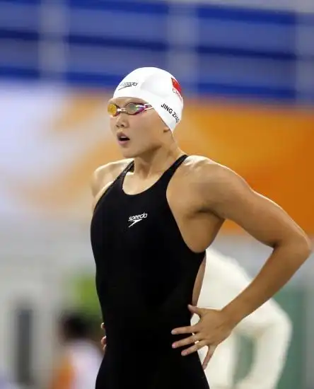 (亚运会)(3)游泳——赵菁打破女子100米仰泳亚洲纪录