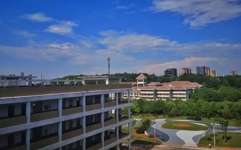 校园|爱在心,口要开_湖南大众传媒职业技术学院_零二七艺考