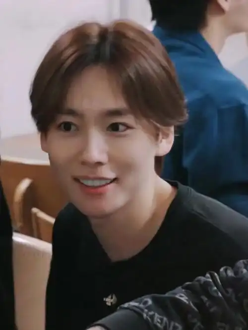 221021肩膀脱臼91太喜欢金小禹素颜了#金秦禹  #winner