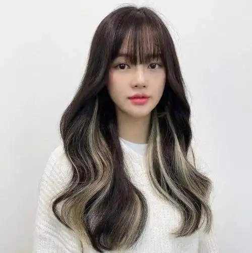 黑色头发挑染什么颜色好看显白