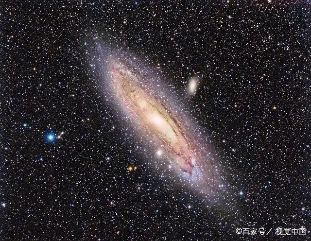 科学家是怎么拍出银河系全景照片的?